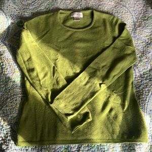 Green cashmere sweater